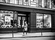 I mobili in cartone Lessmore di Giorgio Caporaso nel nella boutique Karine Arabian in 4 rue Papillon, Paris