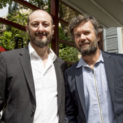 Giorgio Caporaso con lo chef Carlo Cracco supervisore della giuria sfida ai fornelli tra chef stellati, evento di  Milano Food City. photo Daniela Berruti