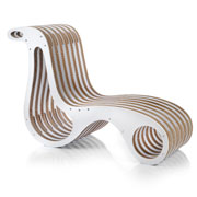 X2Chair chaise longue in cartone con finiture in legno laccato bianco. Design: Giorgio Caporaso per Lessmore